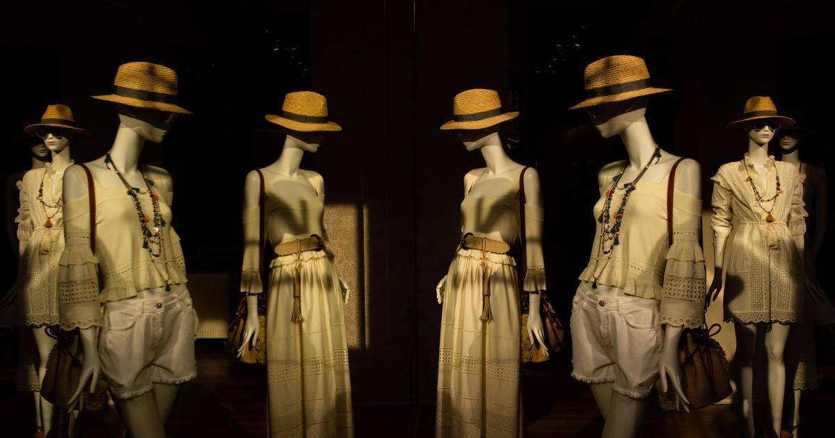 How to Start a Clothing Line