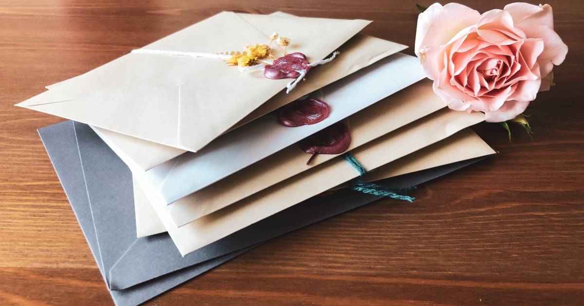 How to Start a Greeting Card Business