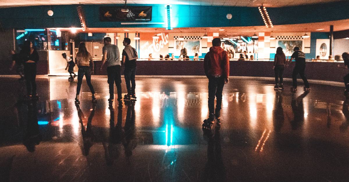 How to Start a Roller Skating Rink